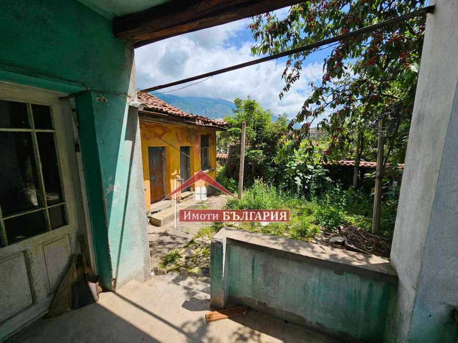 Продава се Къща в Карлово - 110 кв.м за 700 €/кв.м - Снимка #3