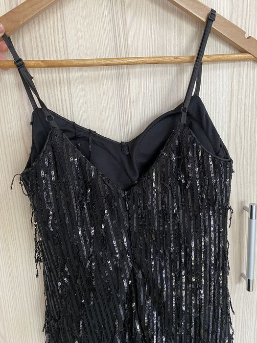 Черна тясна рокля