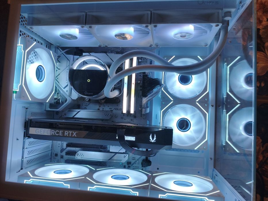 Срочно i7 14th, rtx 5070ti 16gb,32gb ddr5 , ssd 1tb !