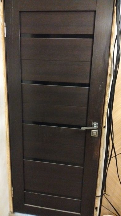 Продам двери межкомнатные