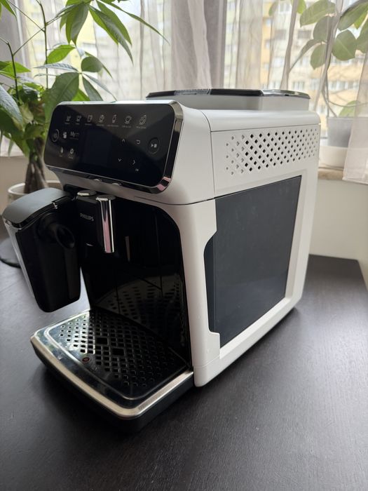 Espressor Philips seria 4300-EP4343