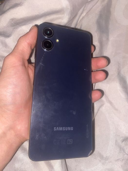Самсунг а06 продам