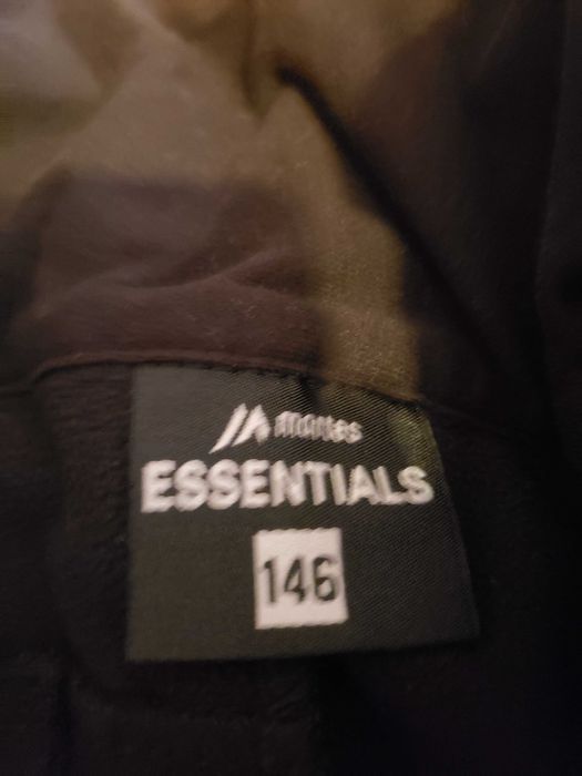 Pantaloni softshell marimea 146 in stare buna