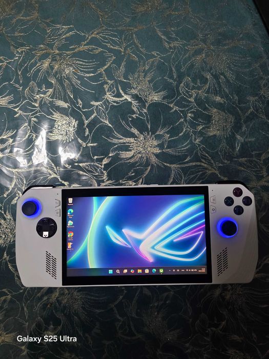 Asus Rog Ally AMD Z1 Extreme