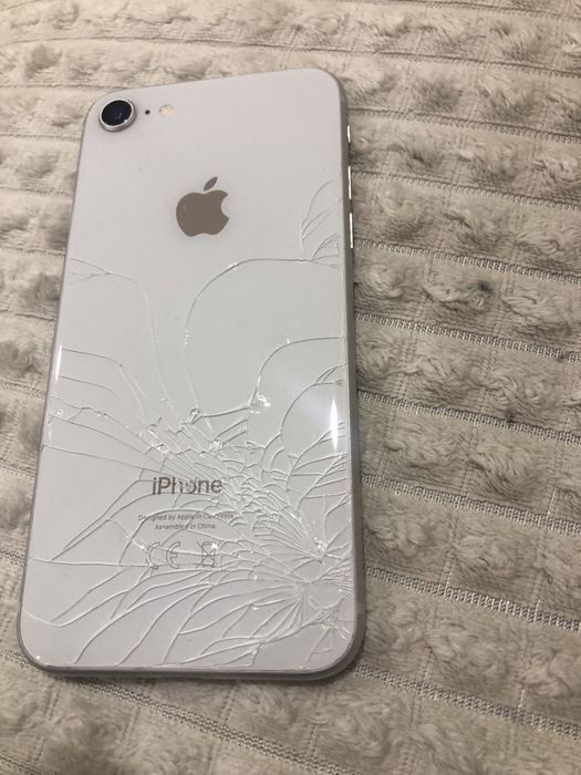 Продовом iphone 8
