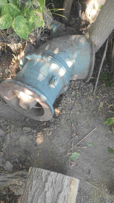 Насос водяной для полива 300 мм
