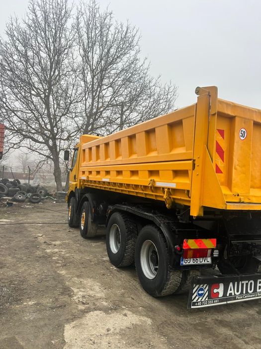 Autobasculanta RENAULT KERAX 8x4 {trakker }