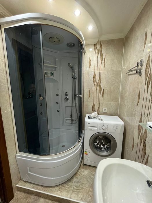 Сдаю 2 ком квартиру