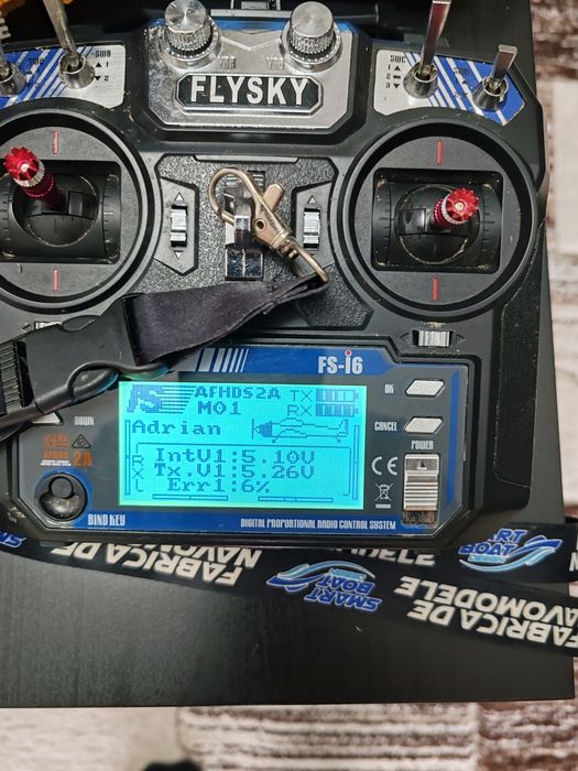 Navomodel, barcuta plantat cu sonar