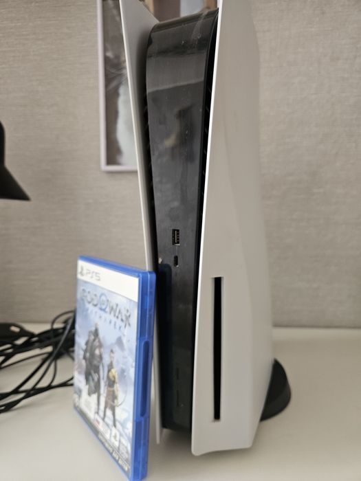 Продам Sony Playstation 5