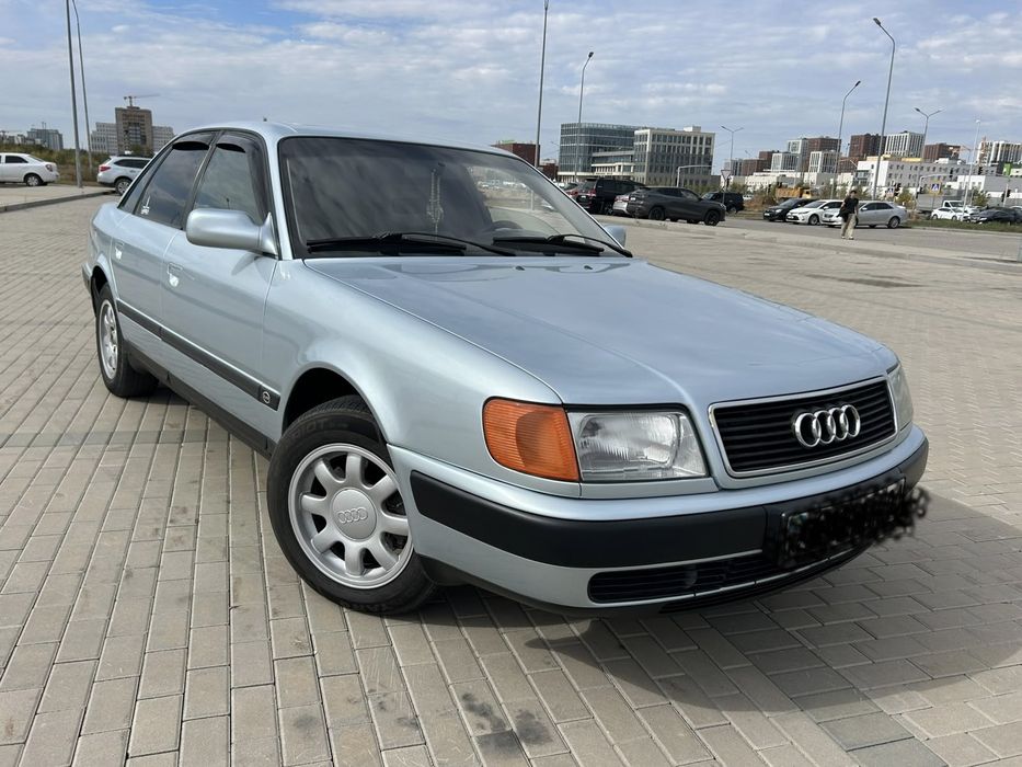 Продам Ауди 100 с4