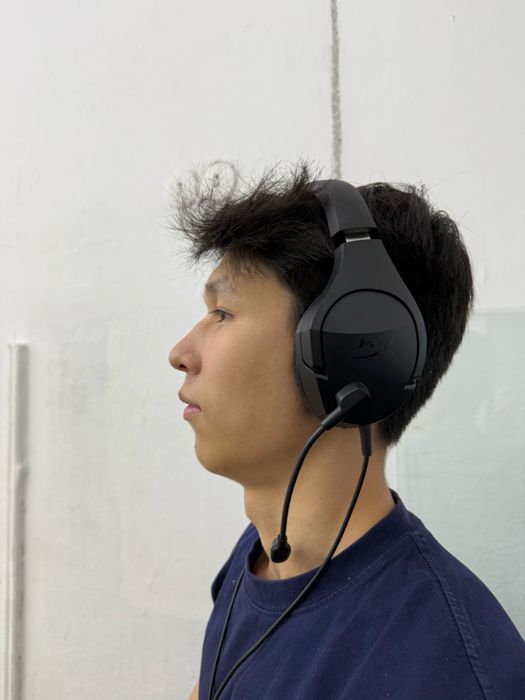 Продам игровые наушники HyperX