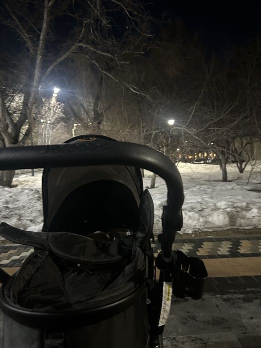 Продам детскую коляску зима-лето