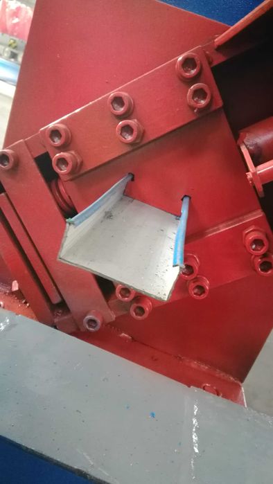 профиль станок 60×27 автомат с компютером.  новый