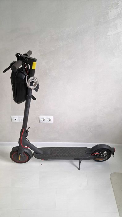 Тротинетка "Xiaomi", модел "Mi electric Scooter Pro 2
