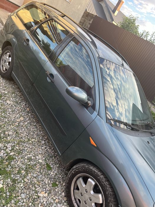 FORD Focus 0 — imagine 4
