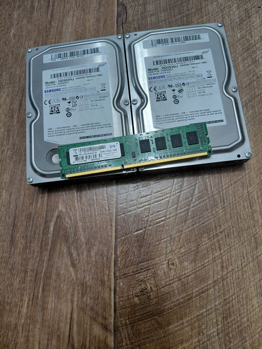 Продам 2hdd и 2 озу