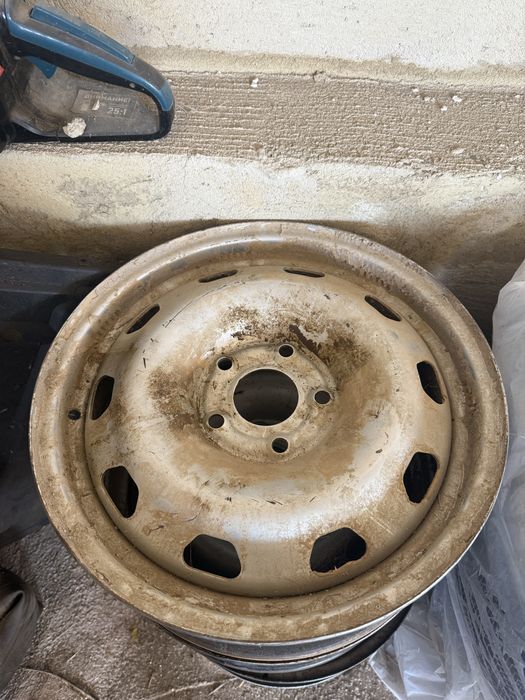 Продам диски R16