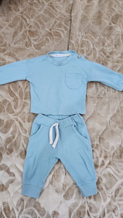 Куртка и двойки на 6 мес