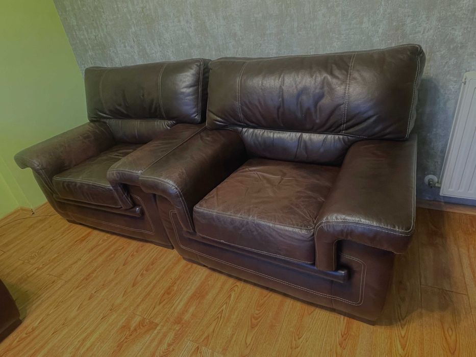 Set canapea si 2 fotolii din piele maro Relaxa