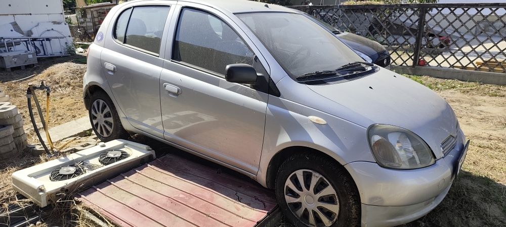 TOYOTA Yaris 2002 — imagine 3