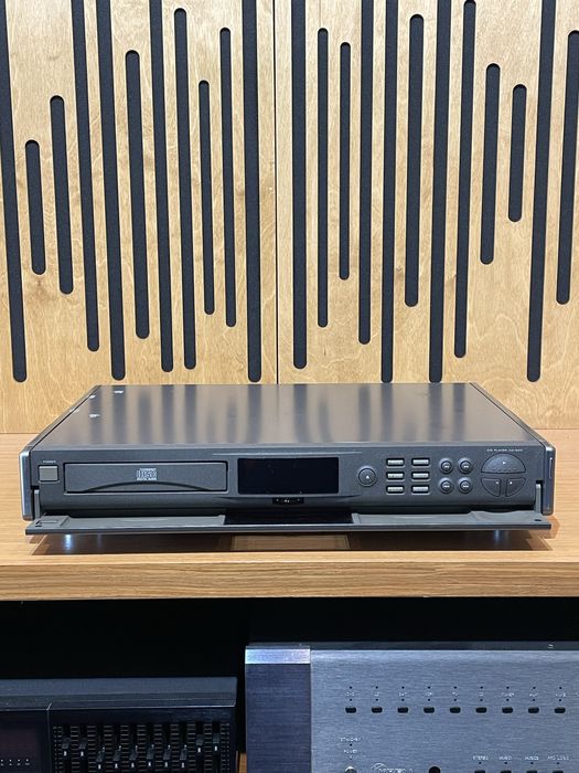 Cd player marantz cd1020 panou frontal motorizat