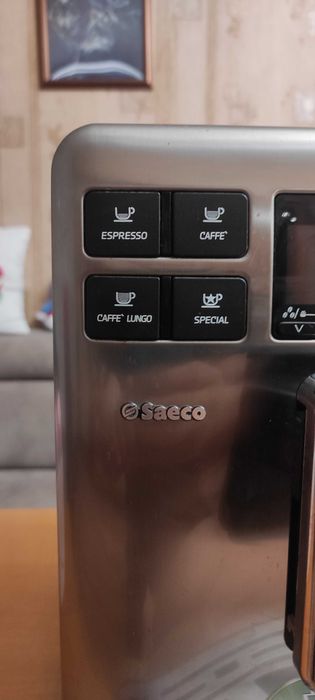 Кафе машина SAECO