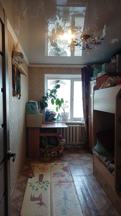Продаётся в Пришахтинске 3х комн. квартира