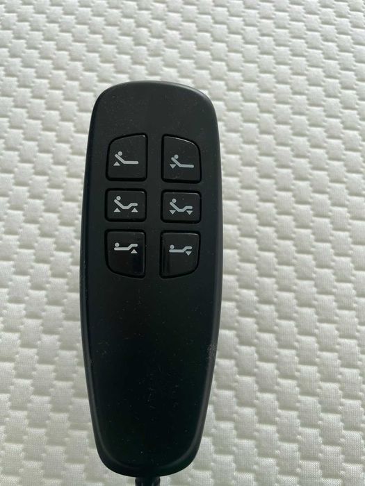 Тапицирана луксозна спалня с електрически механизъм