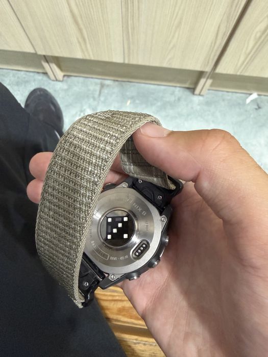 Garmin Fenix 8 47mm Titanium Orange Band срочно