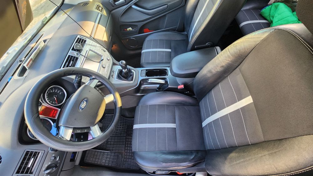 FORD Kuga 2011 — imagine 3