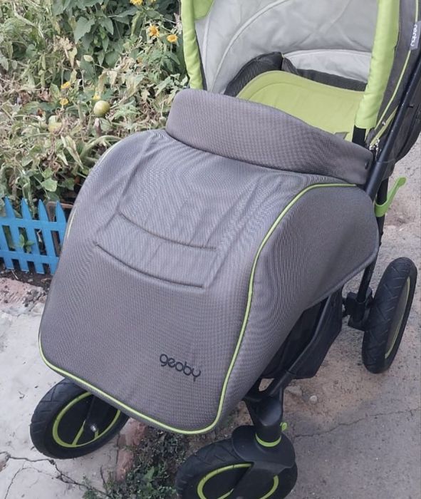 Продам Детскую коляску Geoby