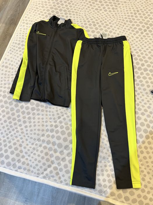Детски оригинален екип Nike