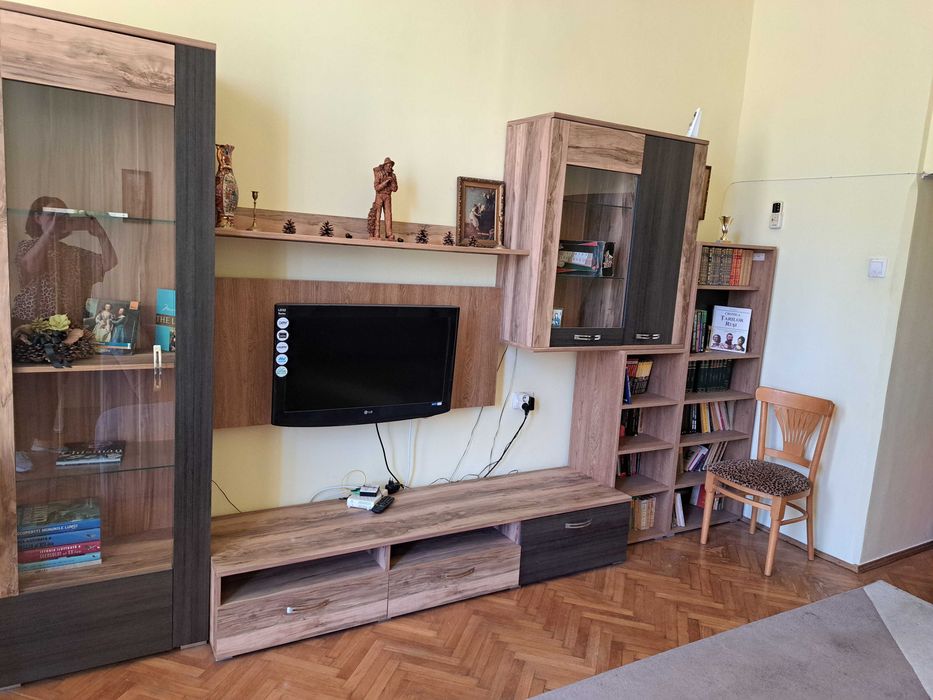Apartament oferit spre inchiriere