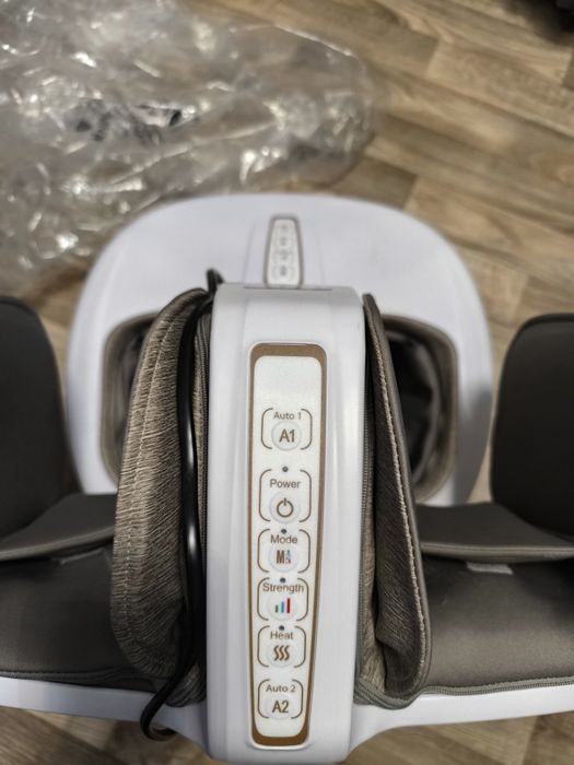 Массажёр для ног новый.