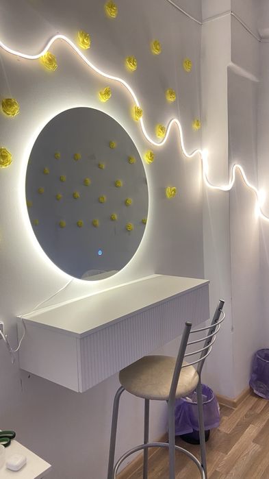 Визажный столик