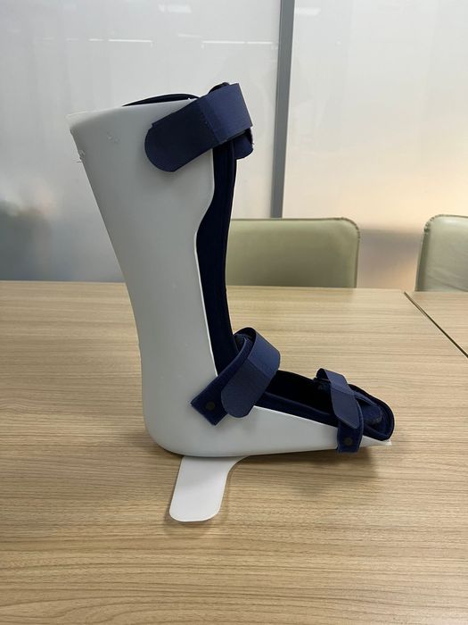 Фиксатор голеностопного сустава | Ортез