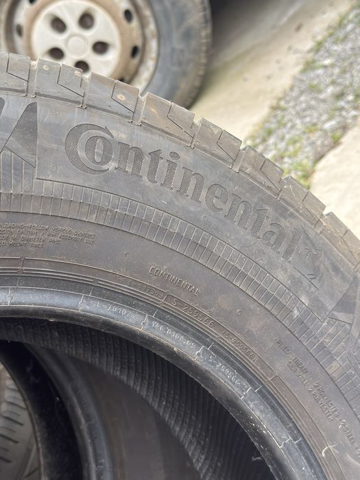 215/73/16 - Continental