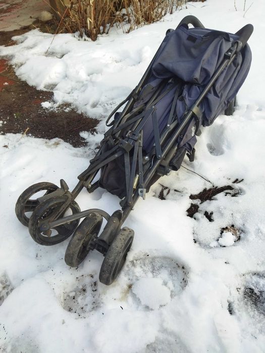 Детская коляска трость