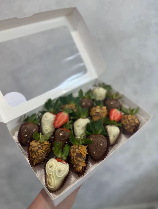 Клубника в шоколаде недорого