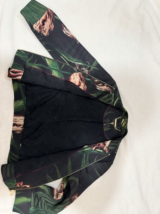Бомбер Ted Baker