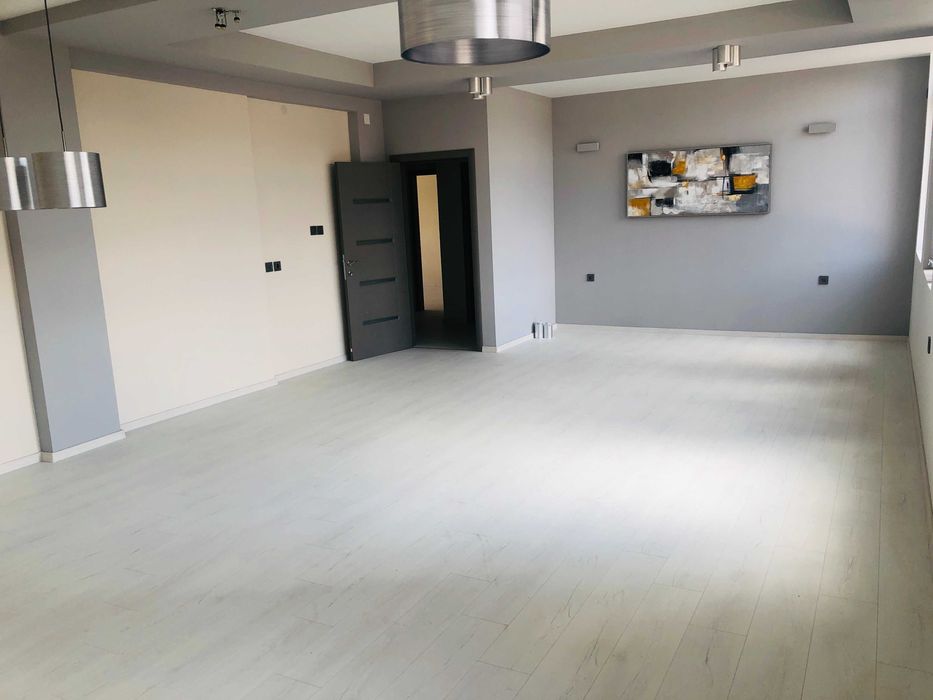 Продава се Четиристаен апартамент в Търговище, Център - 120 кв.м за 1148 €/кв.м - Снимка #10