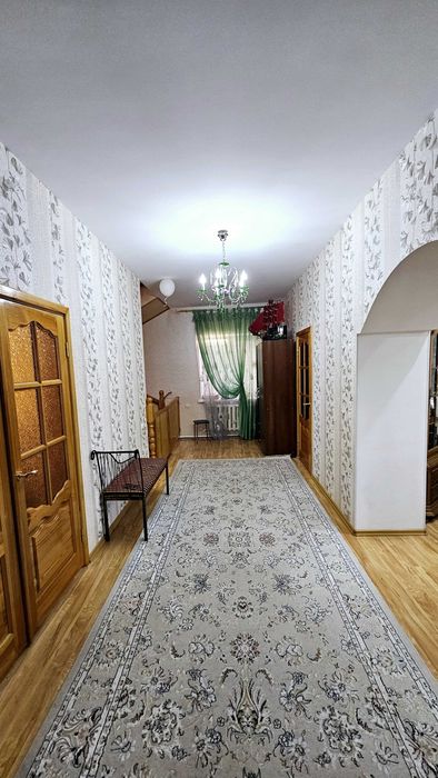 Продам Коттедж в 9 мкр