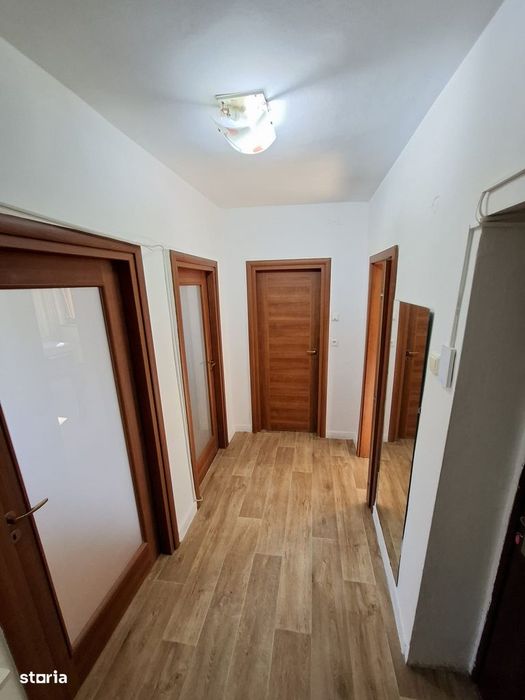 Apartament 2 camere+ bucătărie- Cartier Gruia strada Vânătorului — fotografia 3