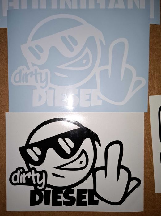 Изработка на Стикери и надписи по поръчка