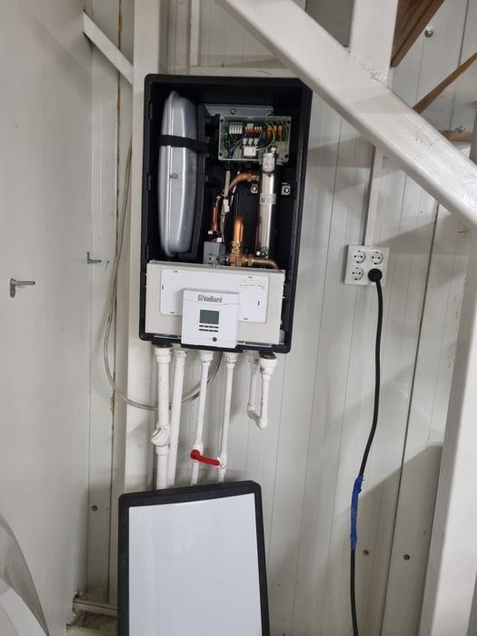 Vand unitate interioara pompa de caldura Vaillant