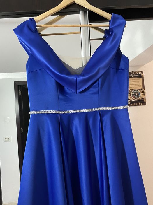 Rochii mama-fiică din tafta