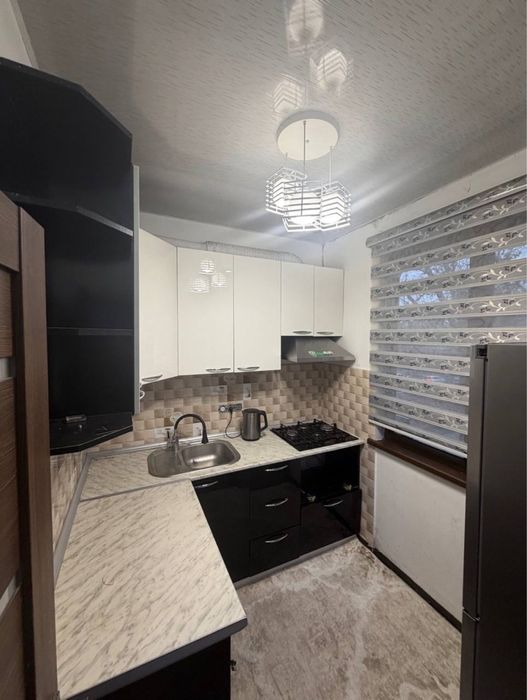 Чиланзар 18 кв Продаётся 3 комната 85.000у.е.