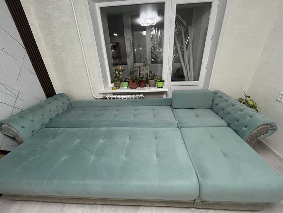 Продам диван в хорошем состояние