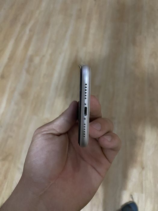 iphone 11 sotiladi